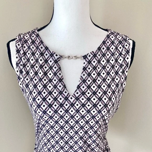 White House Black Market Horse-bit-Detail Geo-Print Tank Size S - Picture 7 of 9